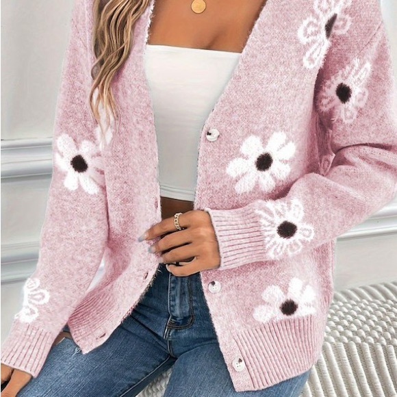 Floral Pattern Cardigan - Picture 3 of 4